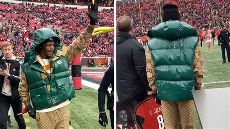 Lamar Jackson Rock ,000 Gucci Fit For Louisville Ceremony